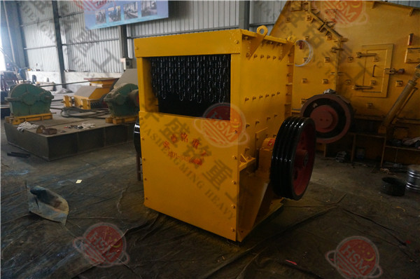 1200x1200石子破碎機(jī)發(fā)往新疆吉木乃