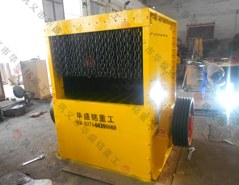 建一個(gè)大石頭破碎機(jī)廠需要投資多少錢？